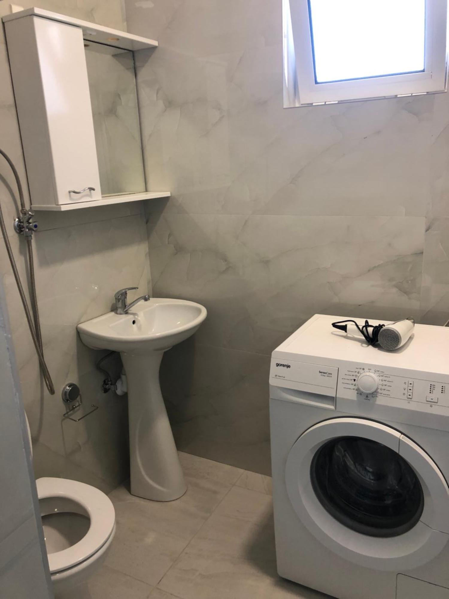 Rejhan Totti Ulcinj Esterno foto
