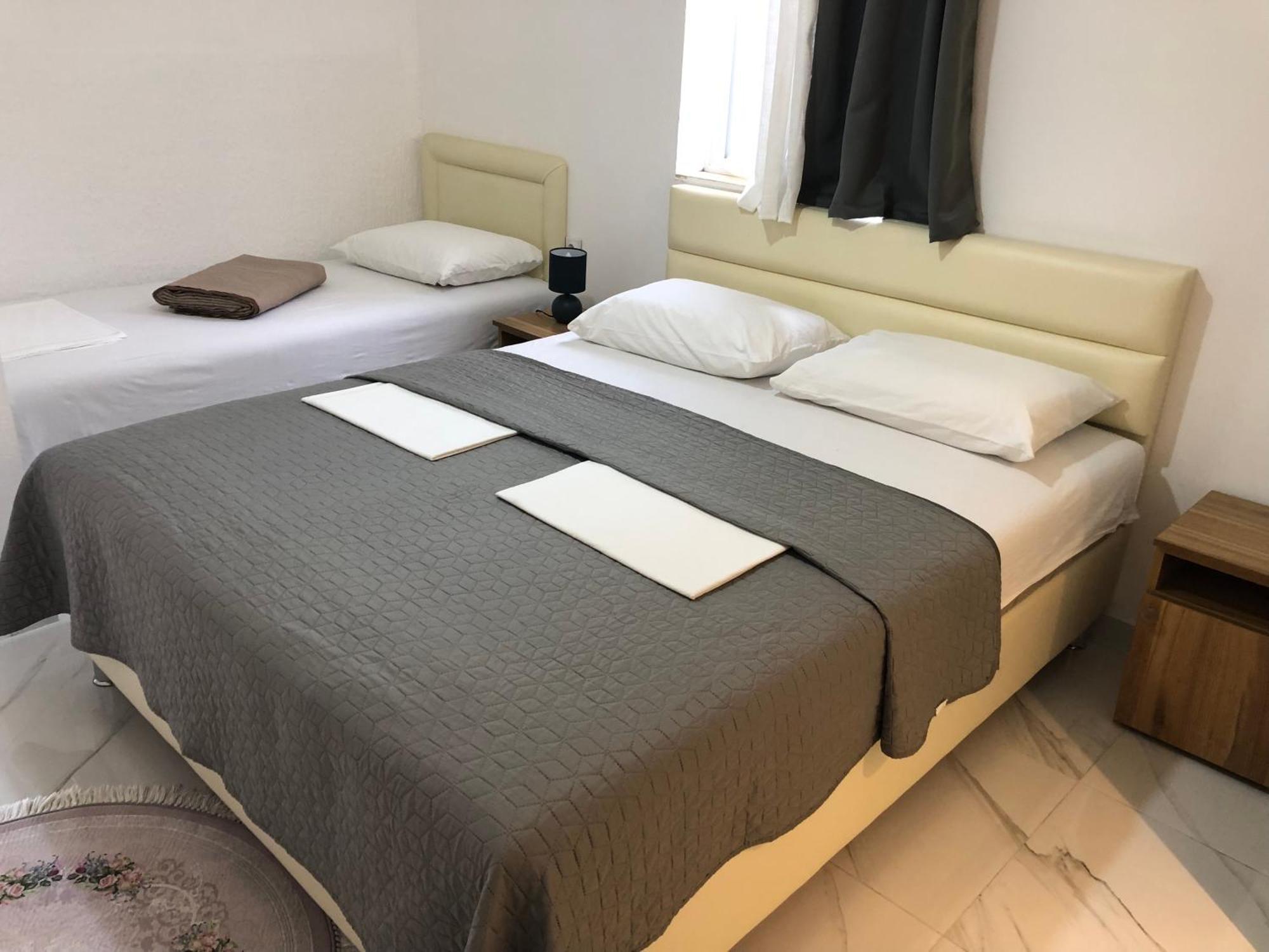 Rejhan Totti Ulcinj Esterno foto